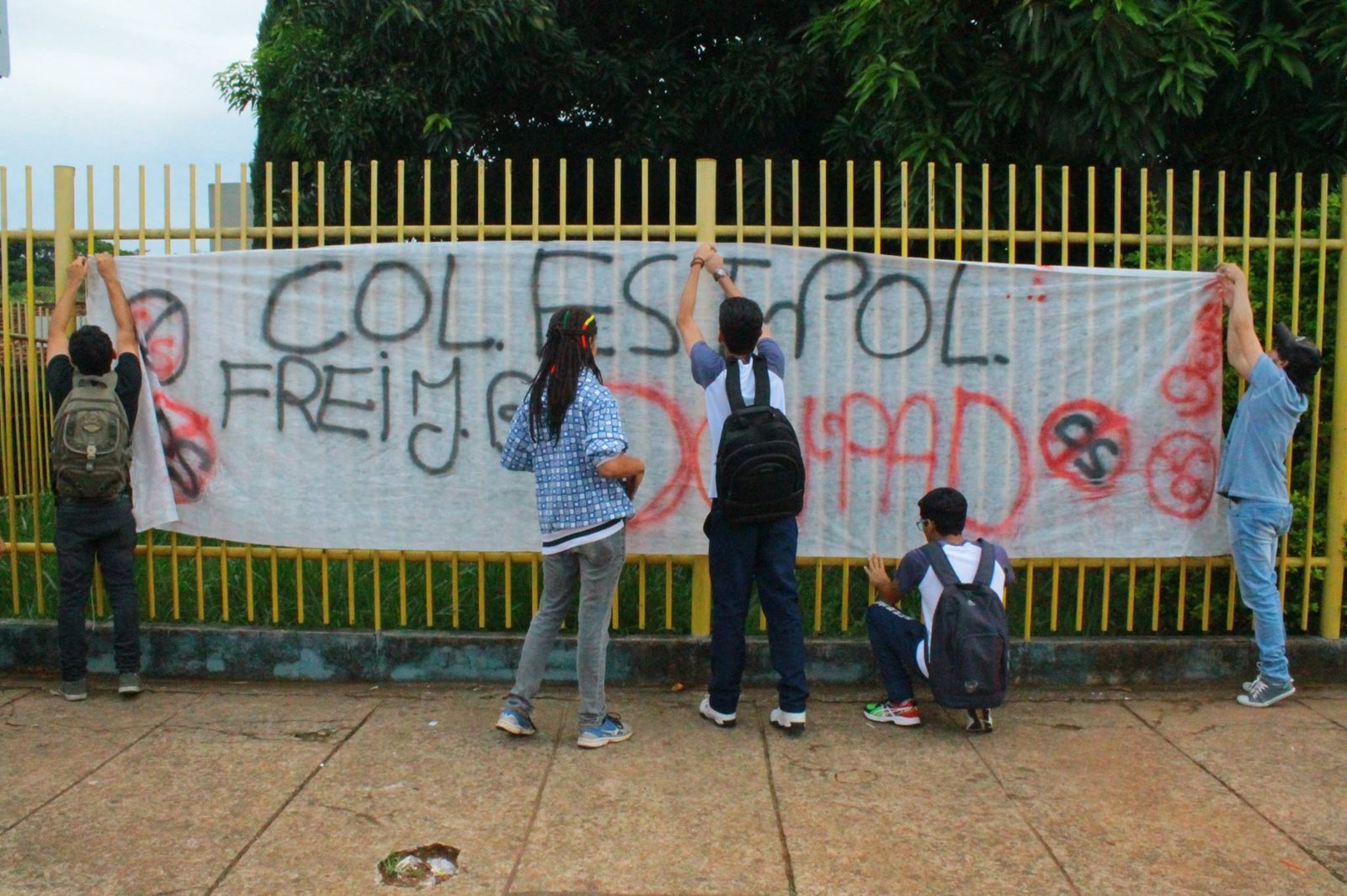 Seguem as ocupações em Goiás- Agora são 8 escolas em 7 dias