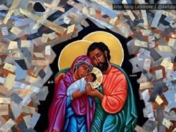 A imagem, intitulada "Christ in the Rubble" e criada pelo artista Kelly Latimore, retrata a Sagrada Família – Maria, José e o menino Jesus – cercada por escombros de uma cidade destruída. Ao fundo, edifícios inclinados e em chamas simbolizam a devastação causada pela guerra, enquanto uma estrela brilhante no céu noturno remete à Estrela de Belém, que guiou os Reis Magos no primeiro Natal.