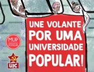 Ilustração: releitura de fotografia da campanha "UNE Volante". Representação de estudantes em um ônibus segurando uma faixa com a seguinte escritura: "UNE Voltante por uma Universidade Popular".