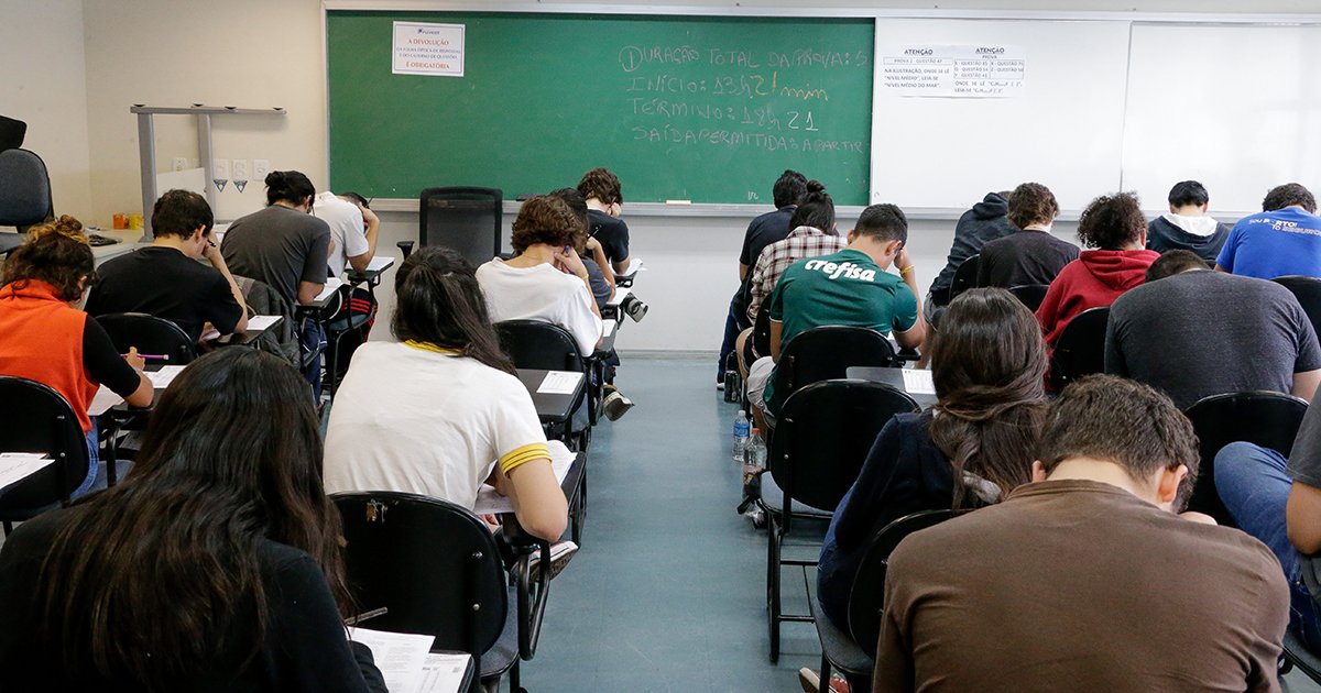 Graduação e militância