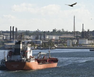 O Ocean Mariner, petroleiro de produtos químicos/petróleo —atualmente navegando sob a bandeira da Libéria— chega ao porto de Havana em 9 de janeiro de 2026.