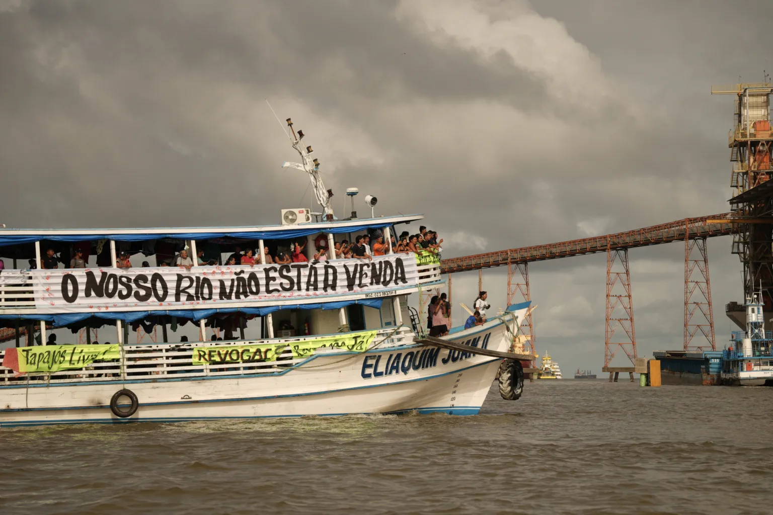 Defender os rios é defender nosso futuro! A luta pela Amazônia continua