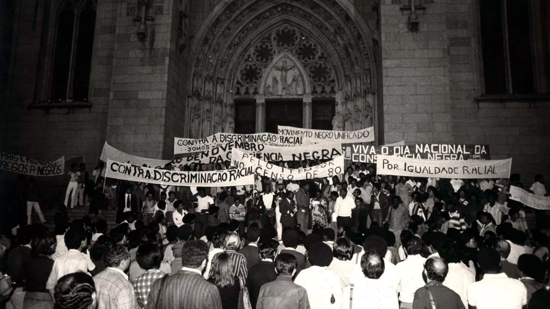 Movimento Negro e o Estado: entre a democracia e o 38, o que faz o negro?