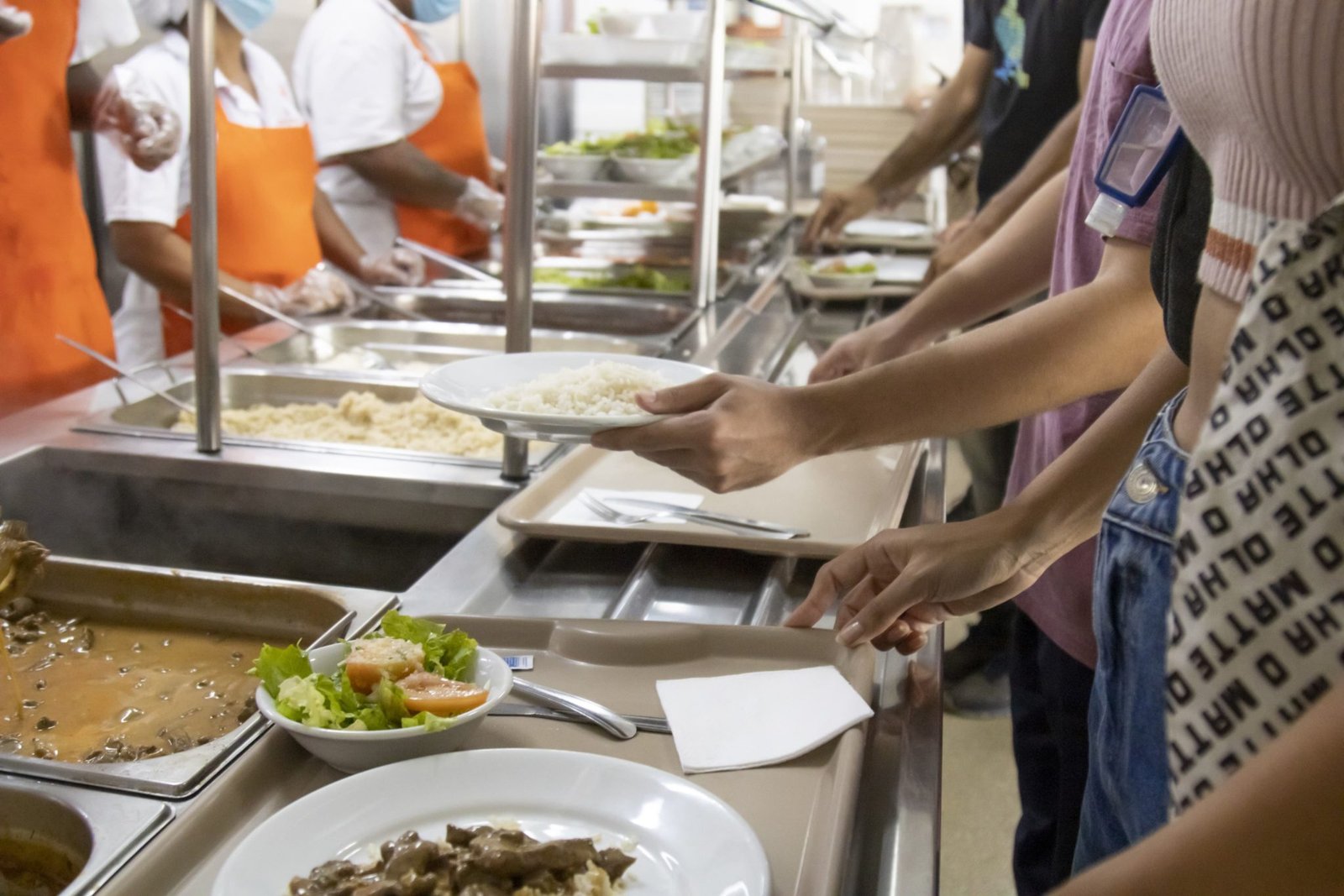 Soberania alimentar é permanência: o PASES e os Restaurantes Universitários
